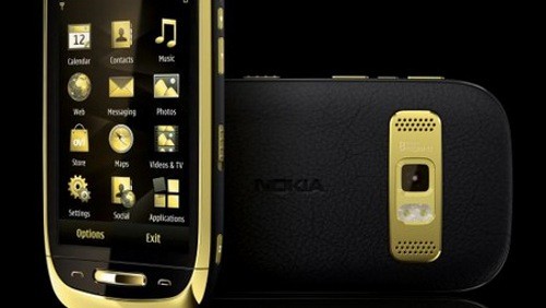 Nokia Oro, lo smartphone C7 diventa di lusso