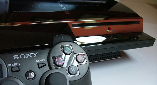 Sony, problemi per le nuove clausole del PSN