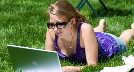 Apple pensa a display LCD da esterno