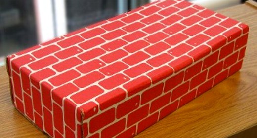 Mattoni a Nintendo per protesta