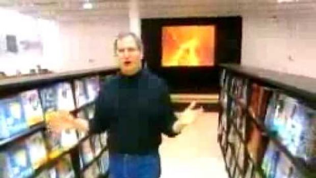 Dieci anni di Apple Store: un video del 2001 di Steve Jobs nel primo negozio