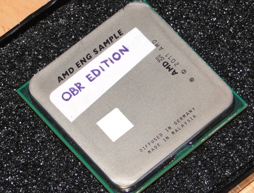 AMD Bulldozer: prime immagini e test di un FX-8130P