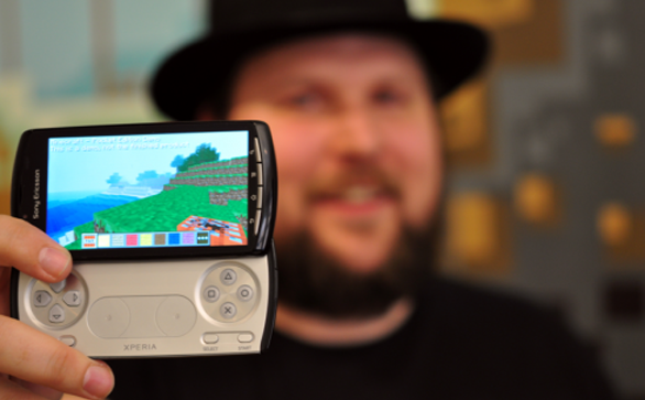 Xperia PLAY: in arrivo oltre 20 giochi, fra i quali Minecraft - guarda il video