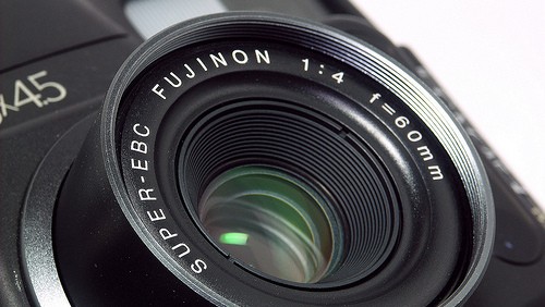 Fujifilm: fotocamere mirrorless per superare Nikon e Samsung