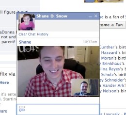 Su Facebook arriva la video chat con Skype
