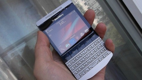 BlackBerry Bold 9980, video e foto in anteprima