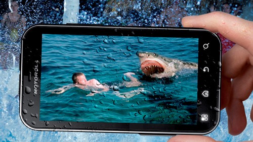 Motorola DEFY+, smartphone Android 2.3 corazzato