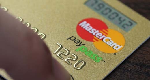 Carte di credito, l'allarme rientra