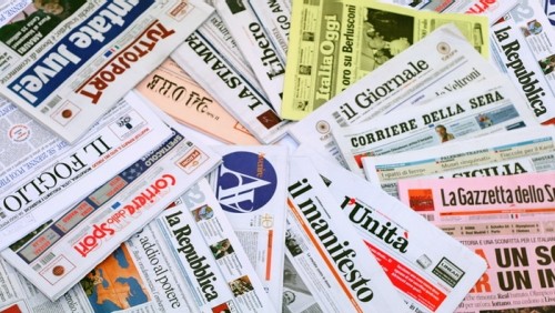 Quotidiani cartacei in crisi, le news sono sul Web