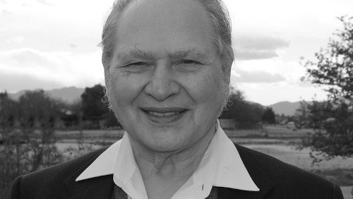 Ron Wayne e Steve Wozniak piangono Steve Jobs