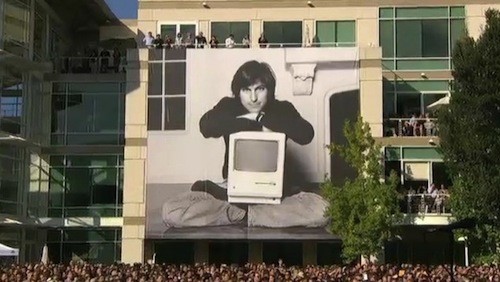 Commemorazione di Steve Jobs, online il video