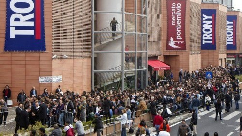 iPhone 4 sottocosto, in tilt il traffico di Roma