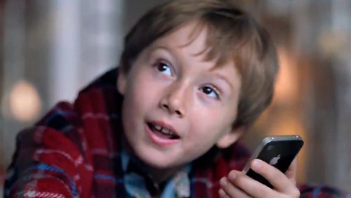 iPhone 4S: nuovi spot per Siri, iCloud e fotocamera