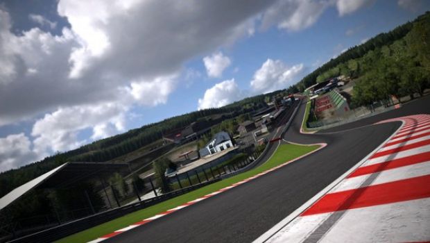 Gran Turismo 5: immagini e dettagli per il DLC del 18 ottobre - arriva Spa Francorchamps