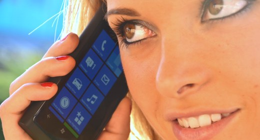 Nokia Lumia 800 triplica l'autonomia