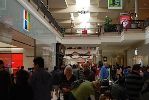 Microsoft Store vs. Apple Store