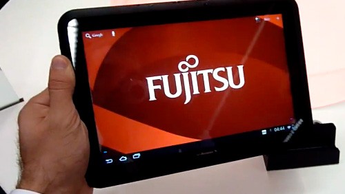 Fujitsu Arrows Tab, un tablet Android 3.2 waterproof