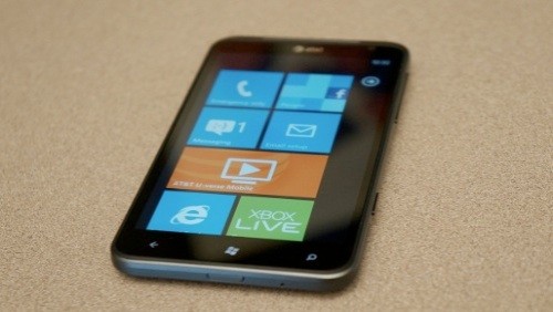 HTC Explorer e HTC Titan in esclusiva con Vodafone Italia