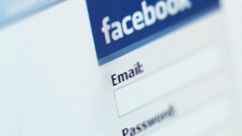 Facebook, ogni post ha 3 ore di vita