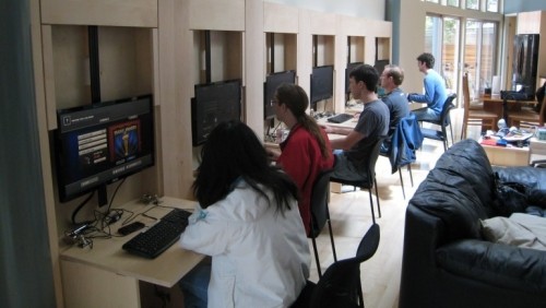 Ingegnere di Google costruisce una LAN Party House