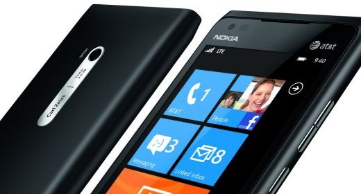 Nokia Lumia 900, prezzo dimezzato negli USA