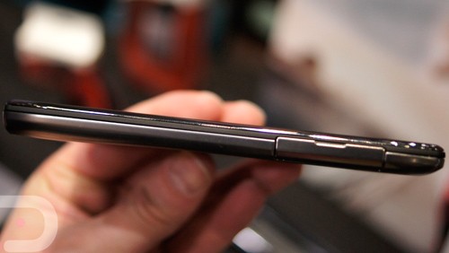CES 2012: Motorola presenta DROID RAZR MAXX