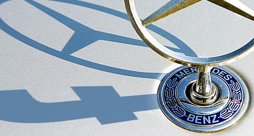 CES 2012: Mercedes-Benz porta Facebook a bordo