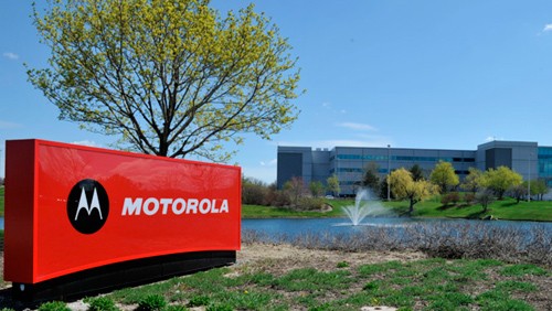 Motorola attacca Apple su iPhone 4S e iCloud
