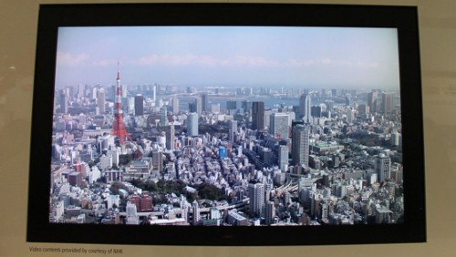 CES 2012, da Sharp la TV 8K del futuro