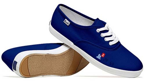 Le scarpe di Facebook, Twitter, Google, Flickr e Wikipedia