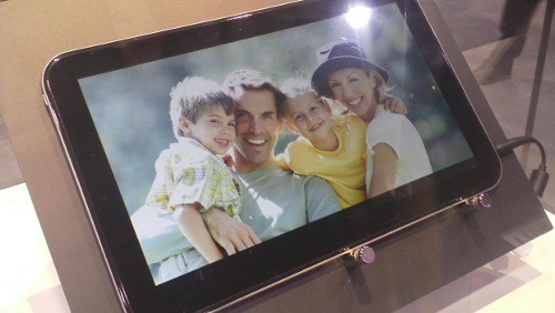 CES 2012: Toshiba svela tre nuovi tablet Android