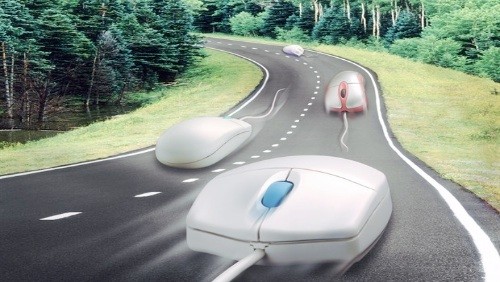 Vodafone e Wind contro il monopolio sulla fibra di Telecom Italia che si difende