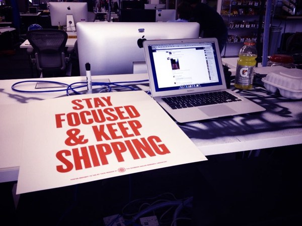 La scrivania di Mark Zuckerberg