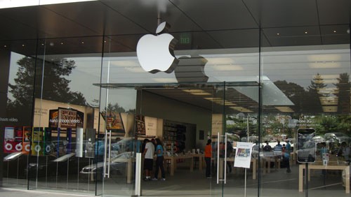 Anziana chiede 1 milione di dollari ad Apple