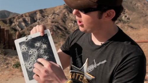 Nuovo iPad: il Display Retina non ferma i proiettili