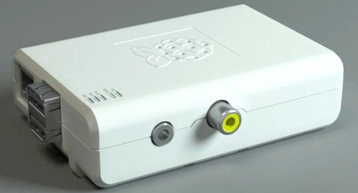 Raspberry Pi, arrivano i primi case