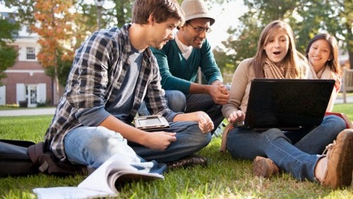 Facebook compromette il rendimento scolastico