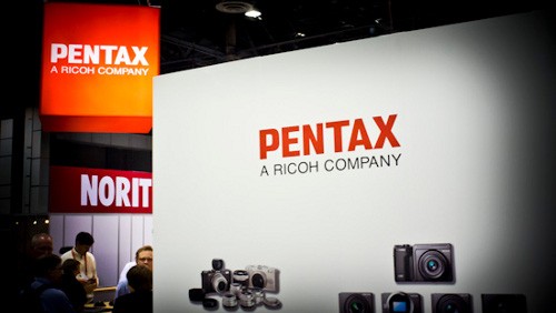 Pentax, nuova reflex full frame compatta: i rumor