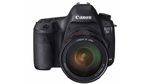 Canon 5D Mark III: nuovo firmware e notizie sul problema Light Peak