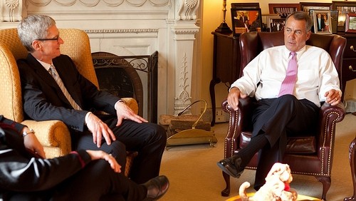 Tim Cook a Washington per i rapporti Apple e Governo