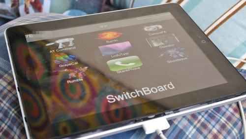 Prototipo iPad con due dock su eBay, dettagli e foto