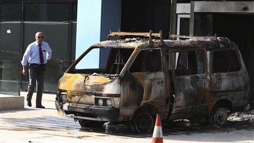 Attentato terroristico contro gli uffici Microsoft di Atene