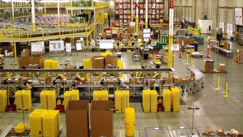 Amazon, ecco come incrementa i profitti