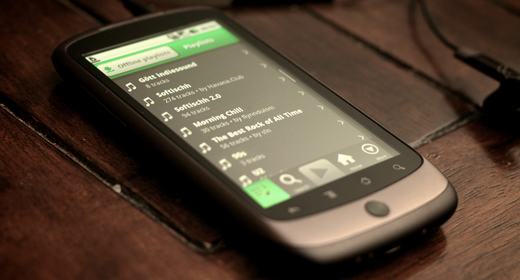IDC: calano i telefonini, ma non gli smartphone