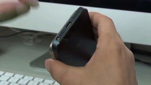 Nuovo connettore dock per tutti i dispositivi iOS