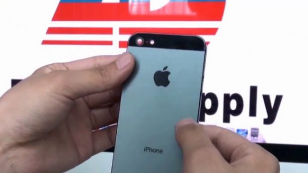 Il CEO di Foxconn esalta iPhone 5: 