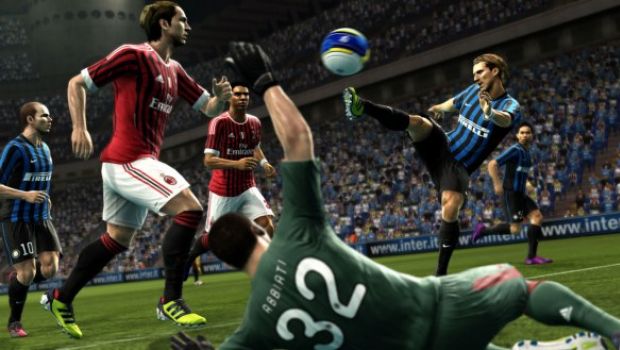 PES 2013: nuove immagini da Konami