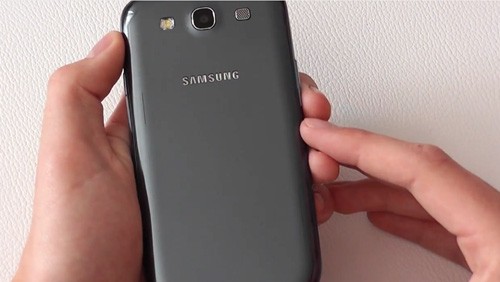 Samsung Galaxy S3 Pebble Blue diventa Metallic Blue?