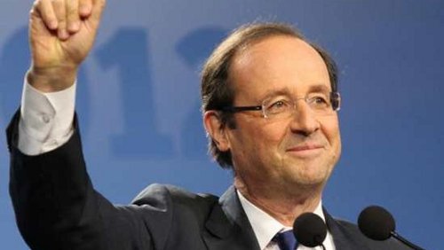 François Hollande, una bufala su Facebook