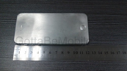 iPhone 5, immagini del case